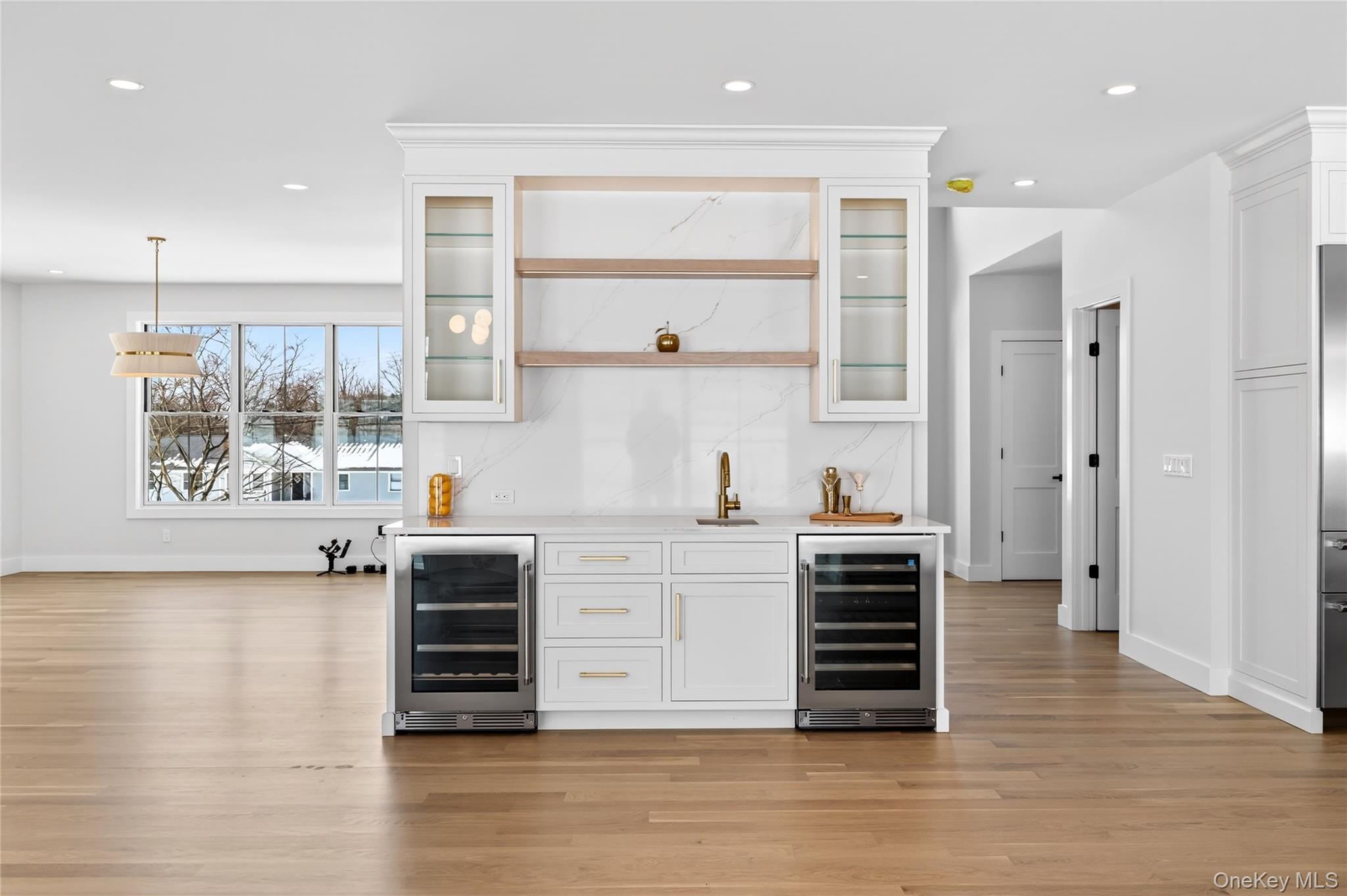 #7 photo, 43 Hilltop Lane, Thornwood , NY 10594