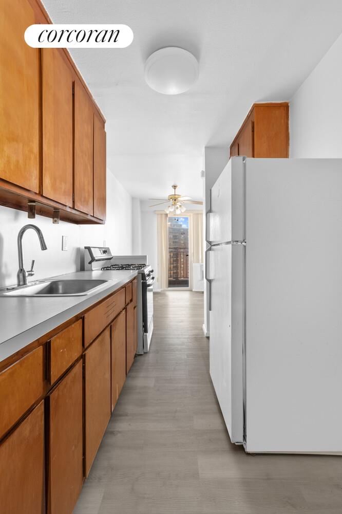 #11 photo, 2915 W 5TH Street, הברונקס Coney Island , NY 11224