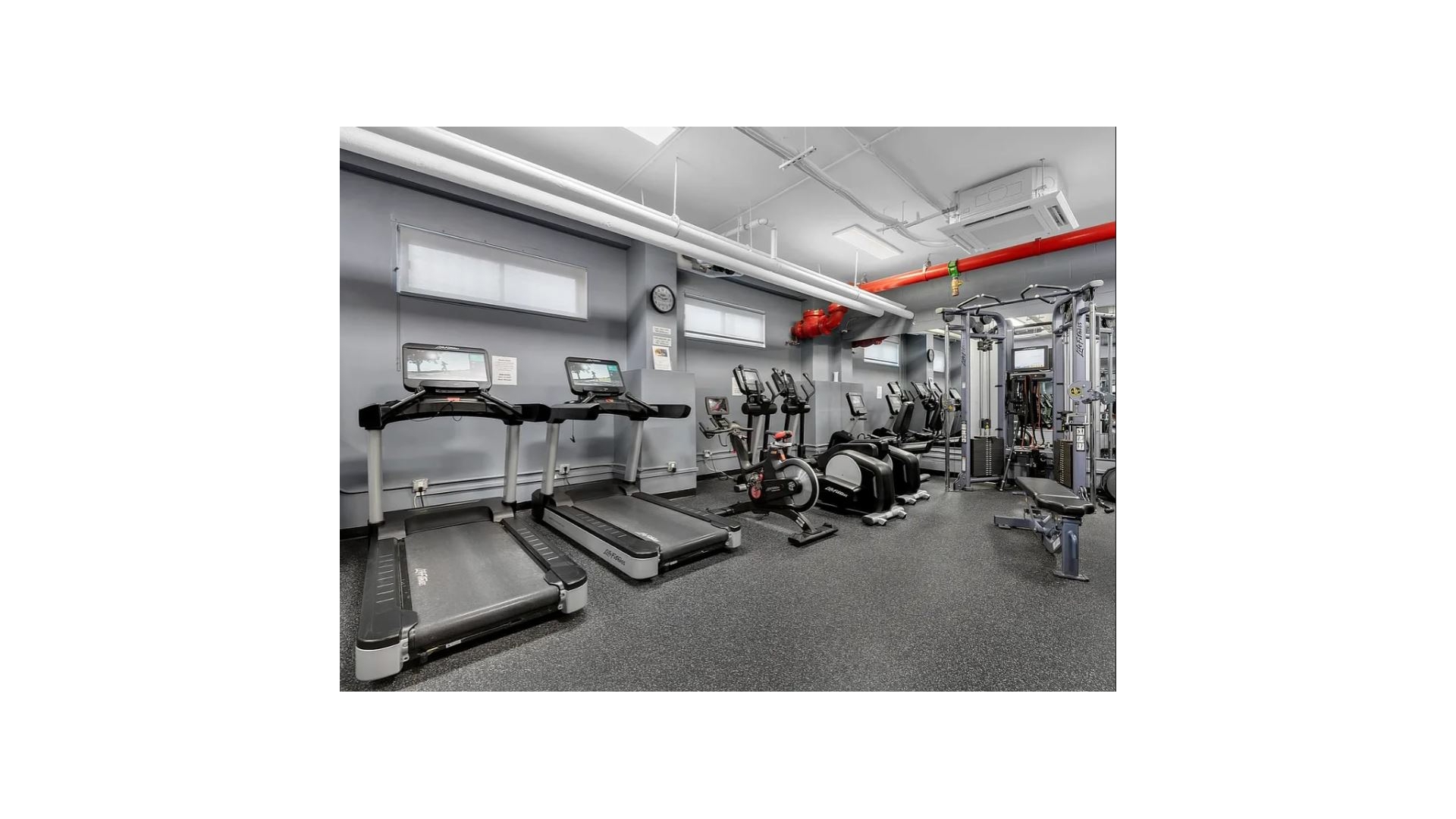 #14 photo, 303 W 66TH Street, מנהטן Lincoln Square , NY 10069