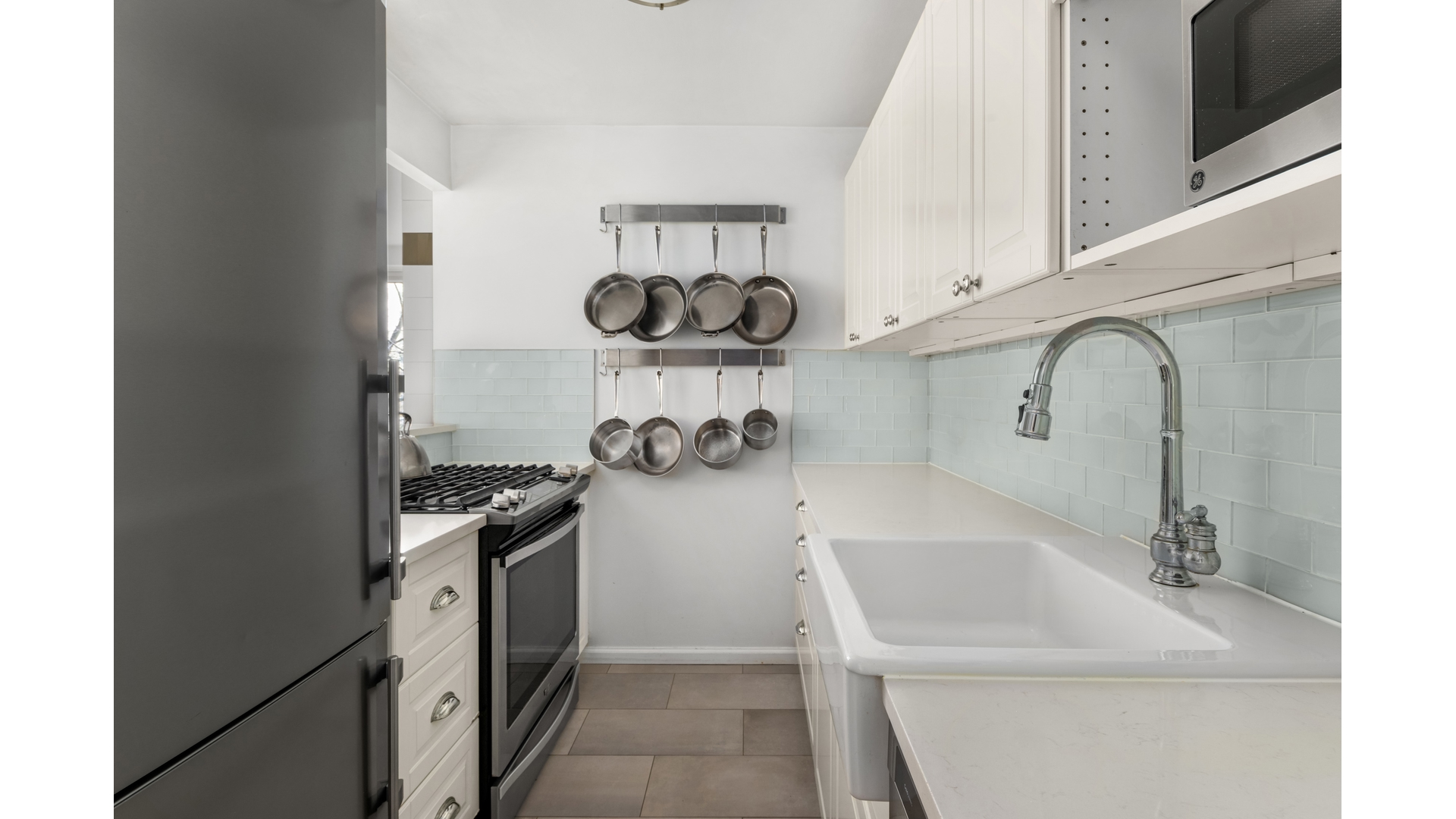 #5 photo, 303 W 66TH Street, מנהטן Lincoln Square , NY 10069