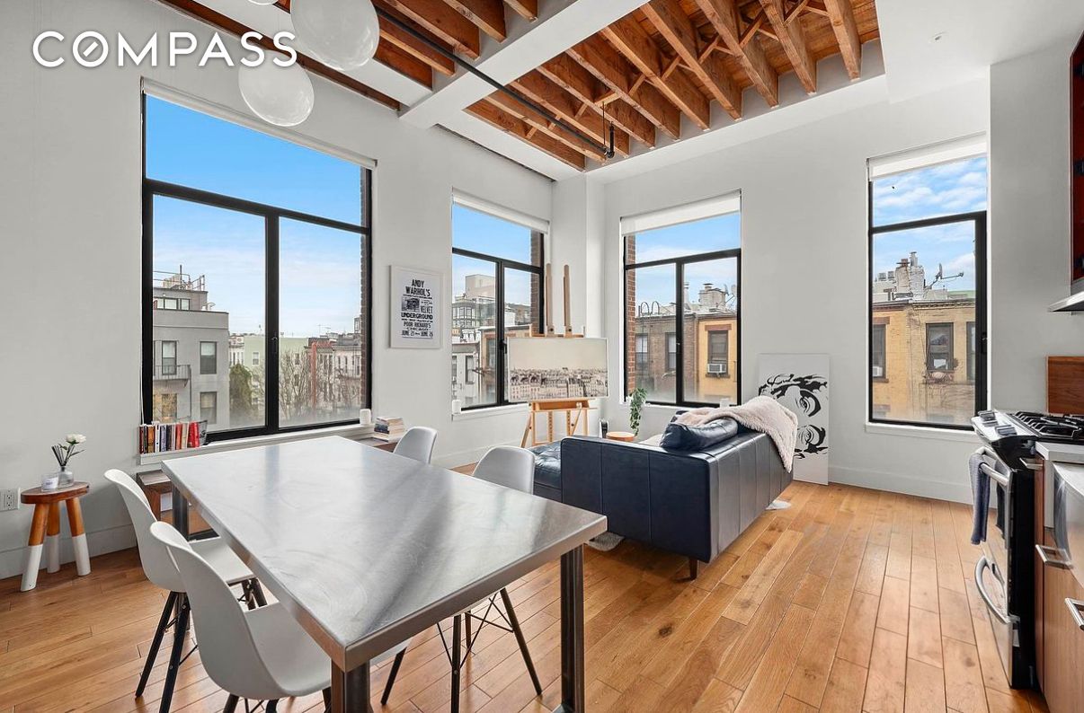 #2 photo, Brooklyn, Williamsburg , NY 11249