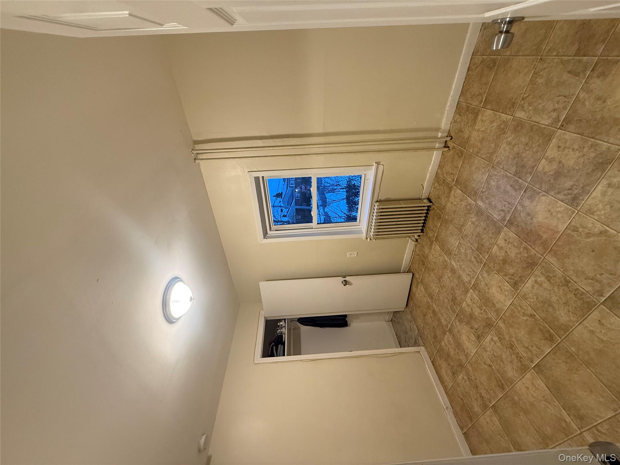 #6 photo, 33 Kingston Avenue, Floral Park , NY 11001