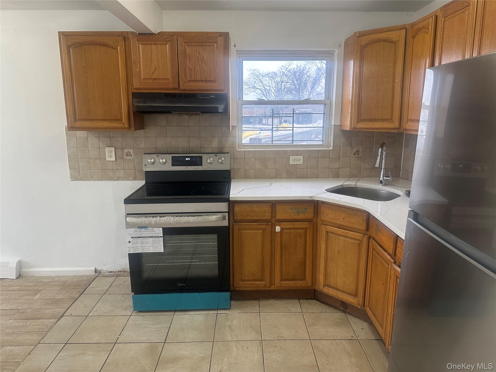 #3 photo, 340 Beach 84th Street, Rockaway Beach , NY 11693