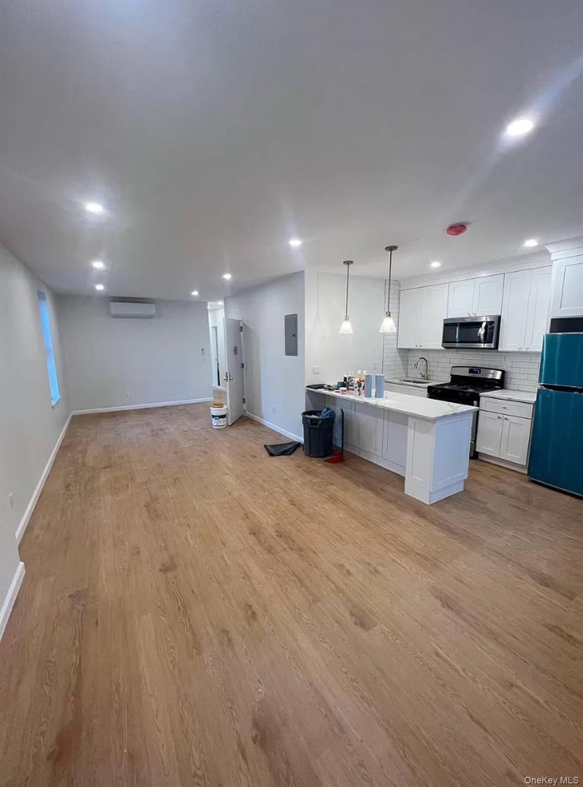 #2 photo, 11310 Jamaica Avenue, Richmond Hill , NY 11418