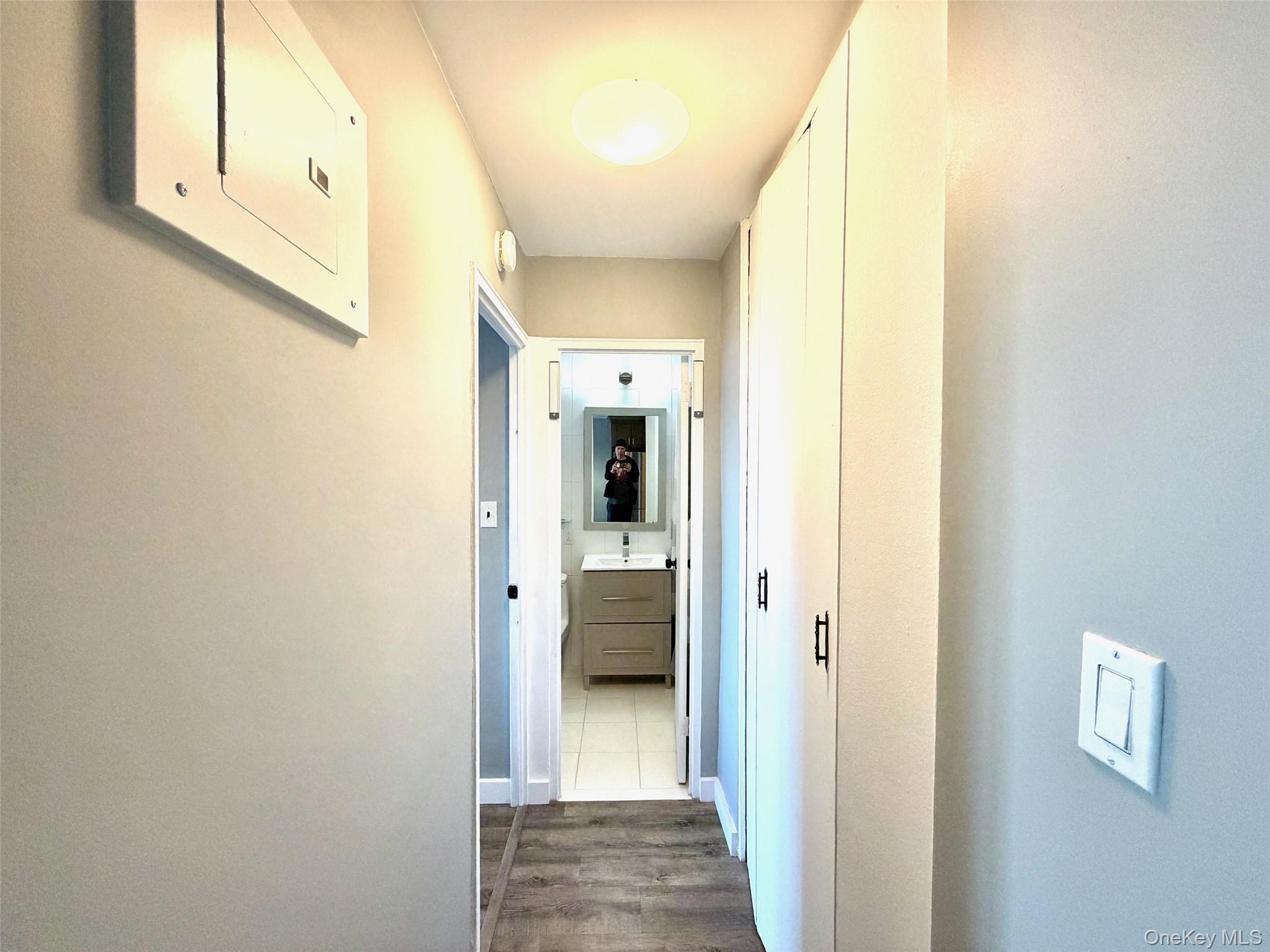 #9 photo, 61-20 Grand Central Parkway, Forest Hills , NY 11375