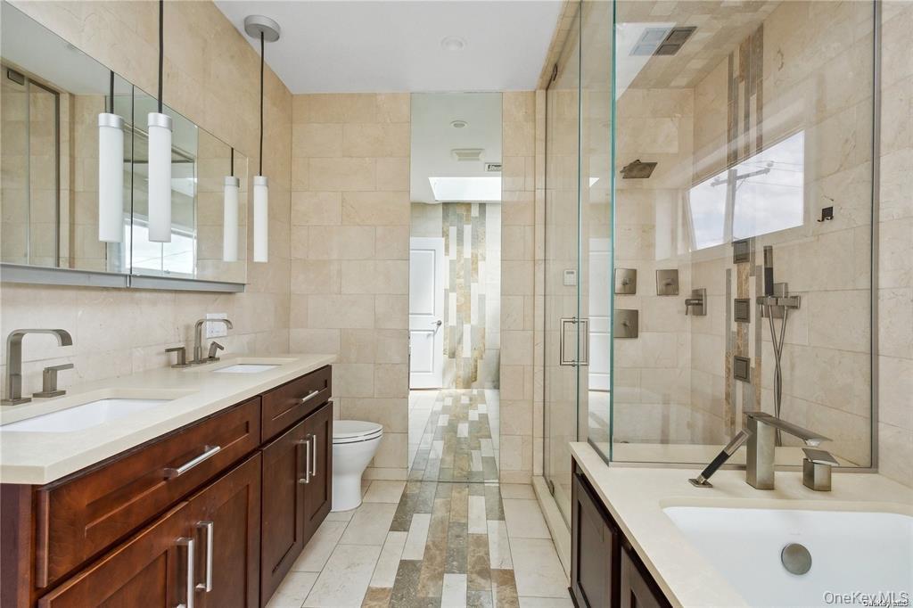 #7 photo, 225 E Walnut Street, ناسو Long Beach , NY 11561