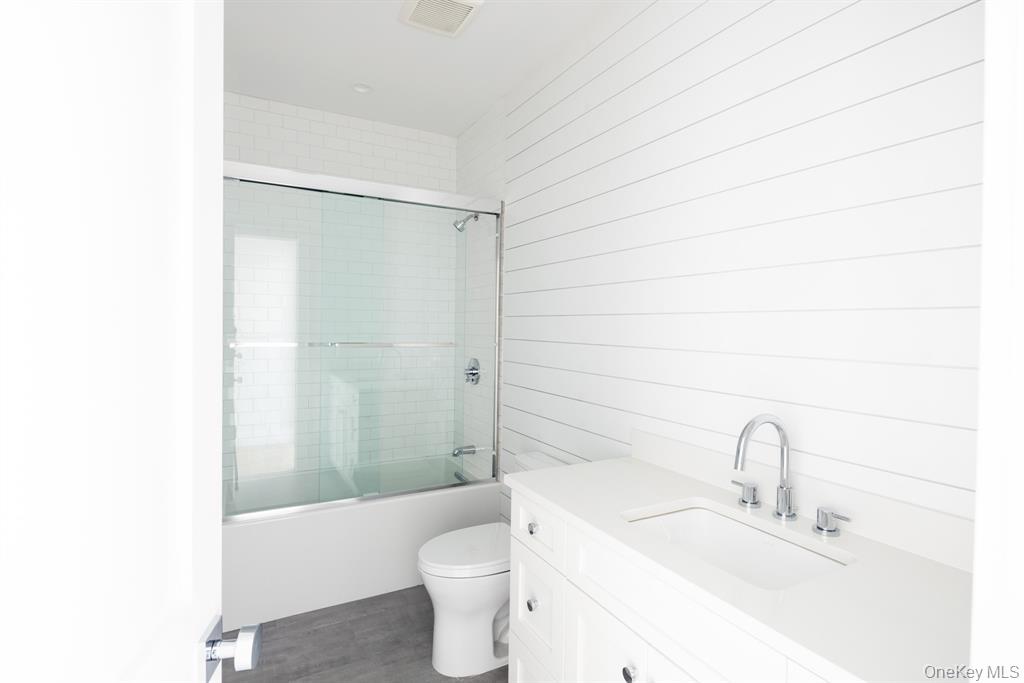 #5 photo, 123 Sterling Avenue, Саффолк ‖ Greenport , NY 11944