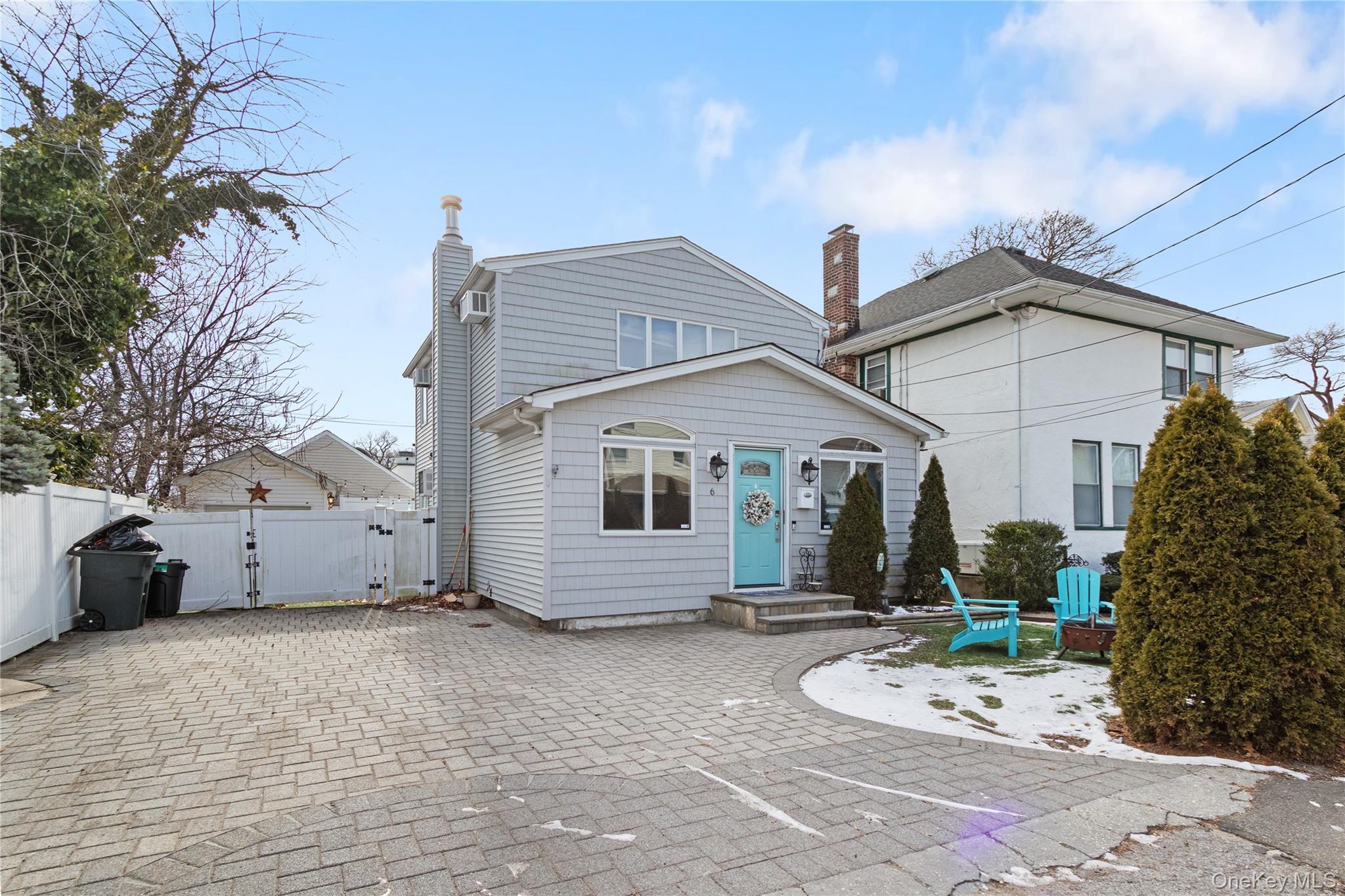#1 photo, 6 Charles Place, Bayville , NY 11709