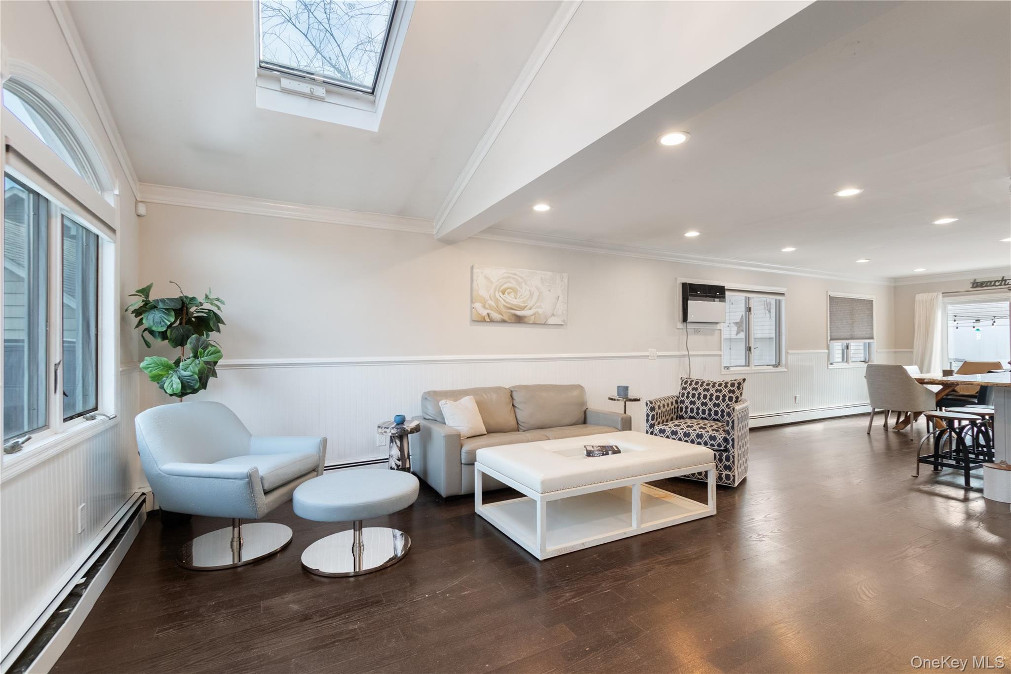 #3 photo, 6 Charles Place, Bayville , NY 11709