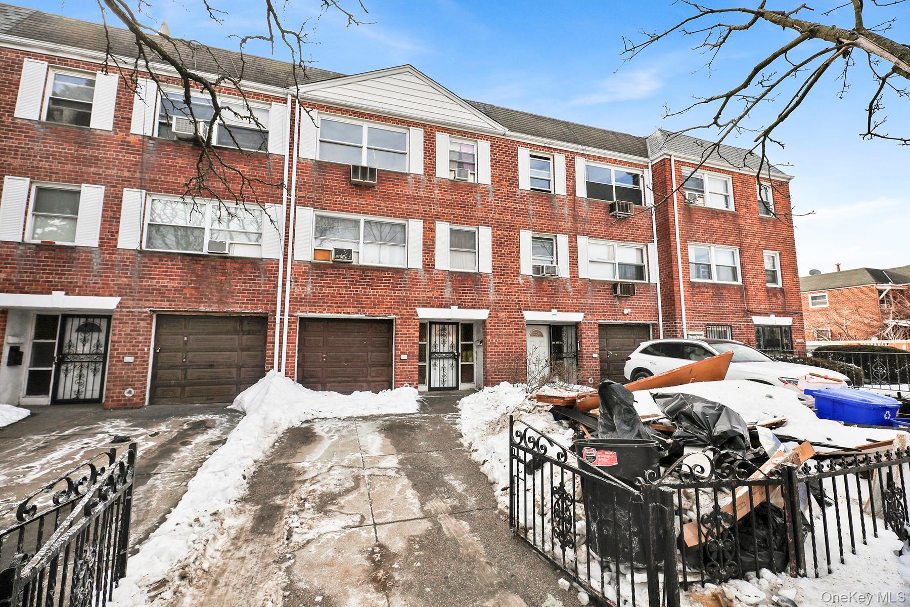 #1 photo, 7706 25th Avenue, كوينز East Elmhurst , NY 11370