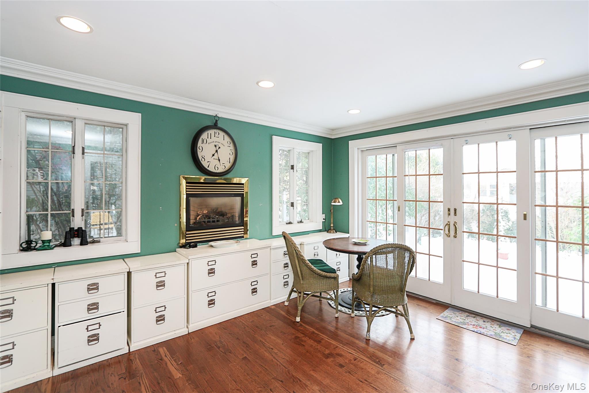 #15 photo, 2926 Davis Street, מחוז נסאו Oceanside , NY 11572