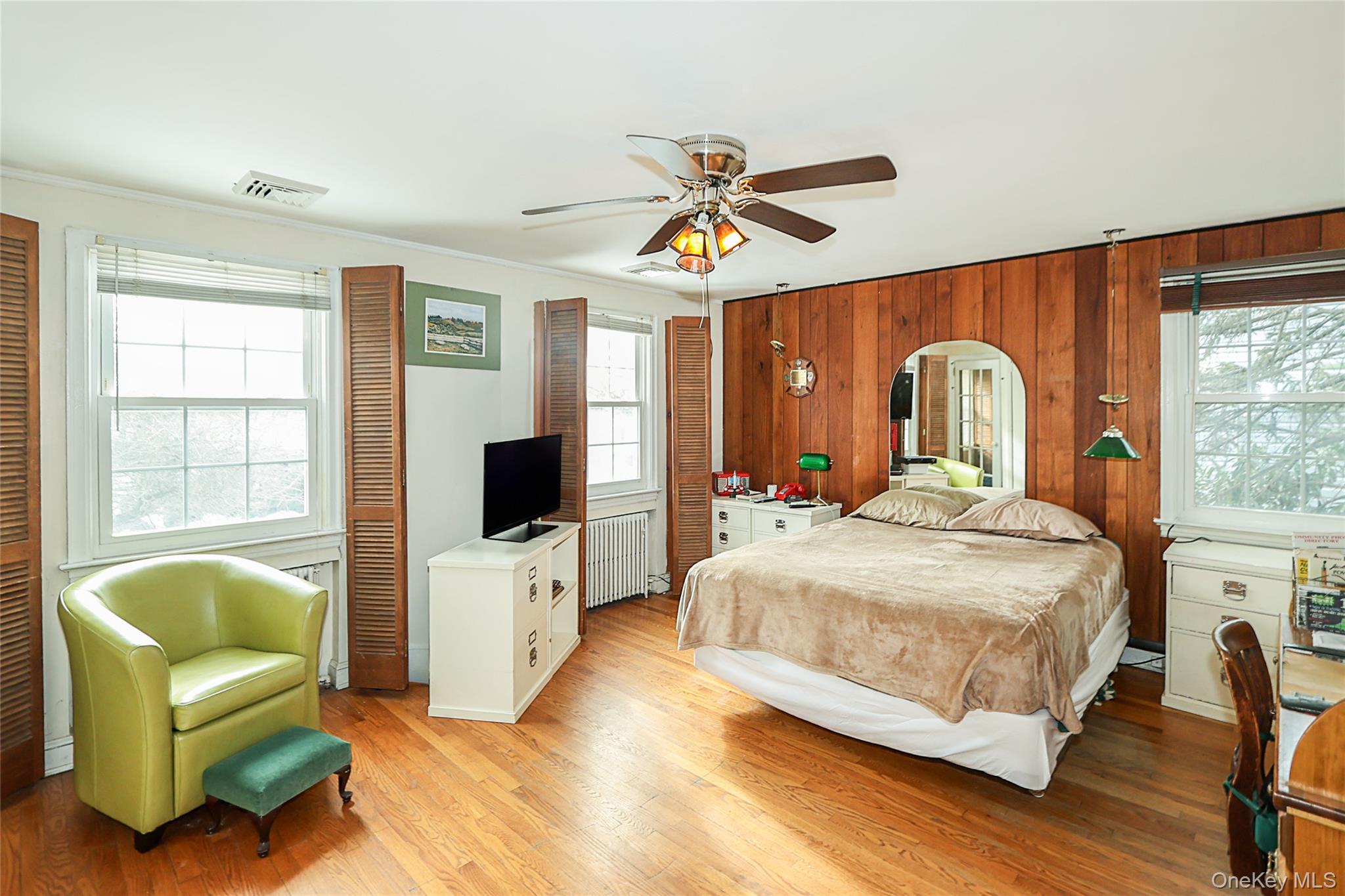 #17 photo, 2926 Davis Street, מחוז נסאו Oceanside , NY 11572