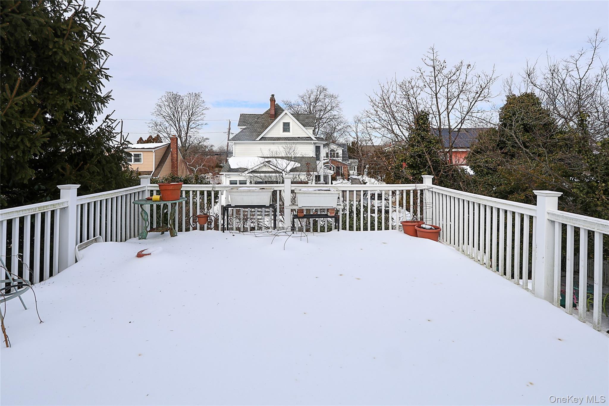 #19 photo, 2926 Davis Street, מחוז נסאו Oceanside , NY 11572