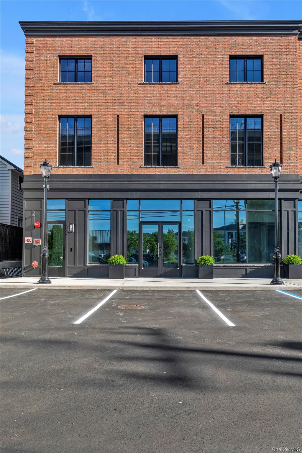 #20 photo, 12 Roosevelt Avenue, ناسو Roslyn , NY 11576