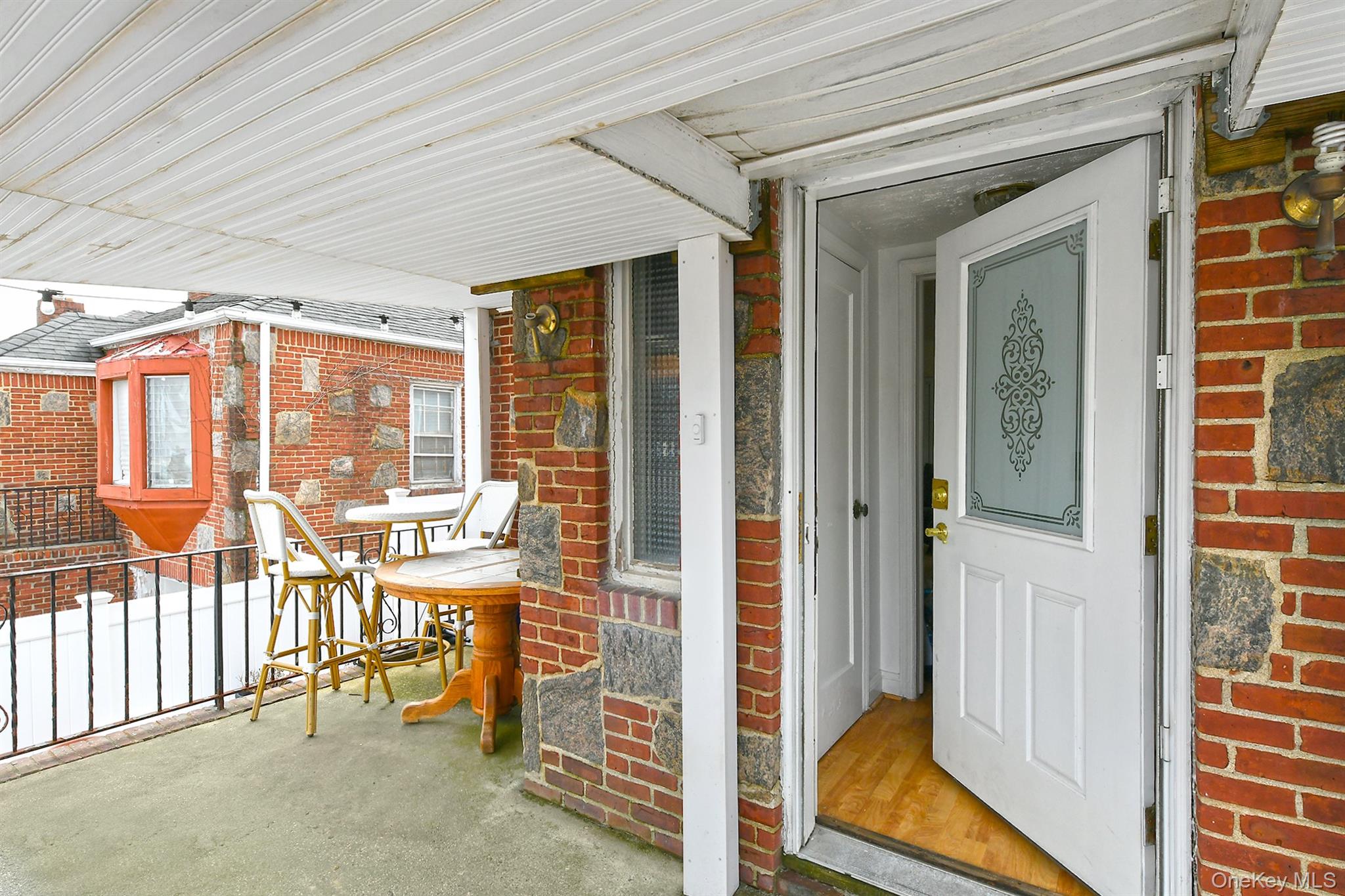 #3 photo, 540 W Olive Street, ناسو Long Beach , NY 11561