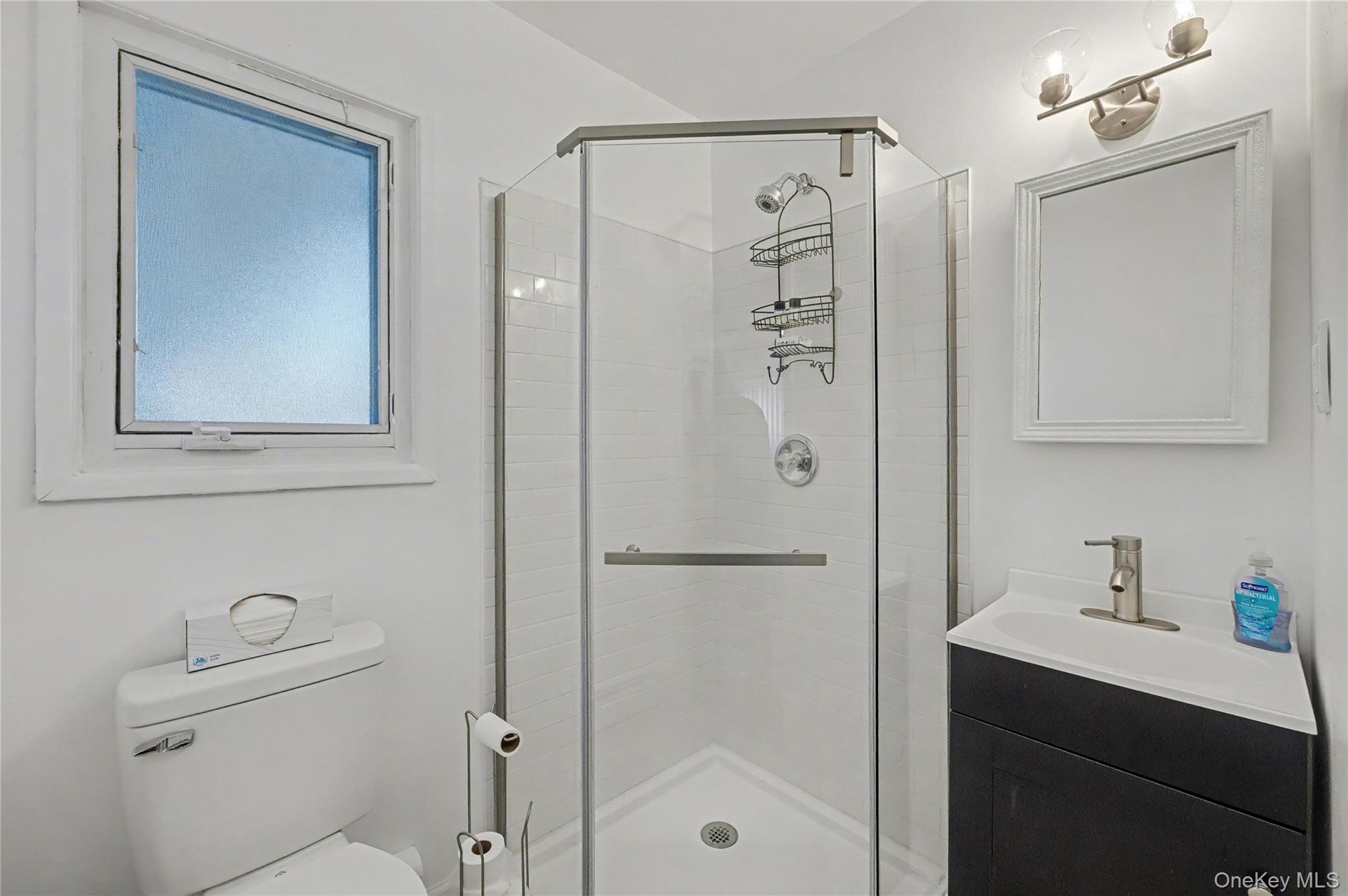 #17 photo, 38 Park Drive, Нассау ‖ Syosset , NY 11791