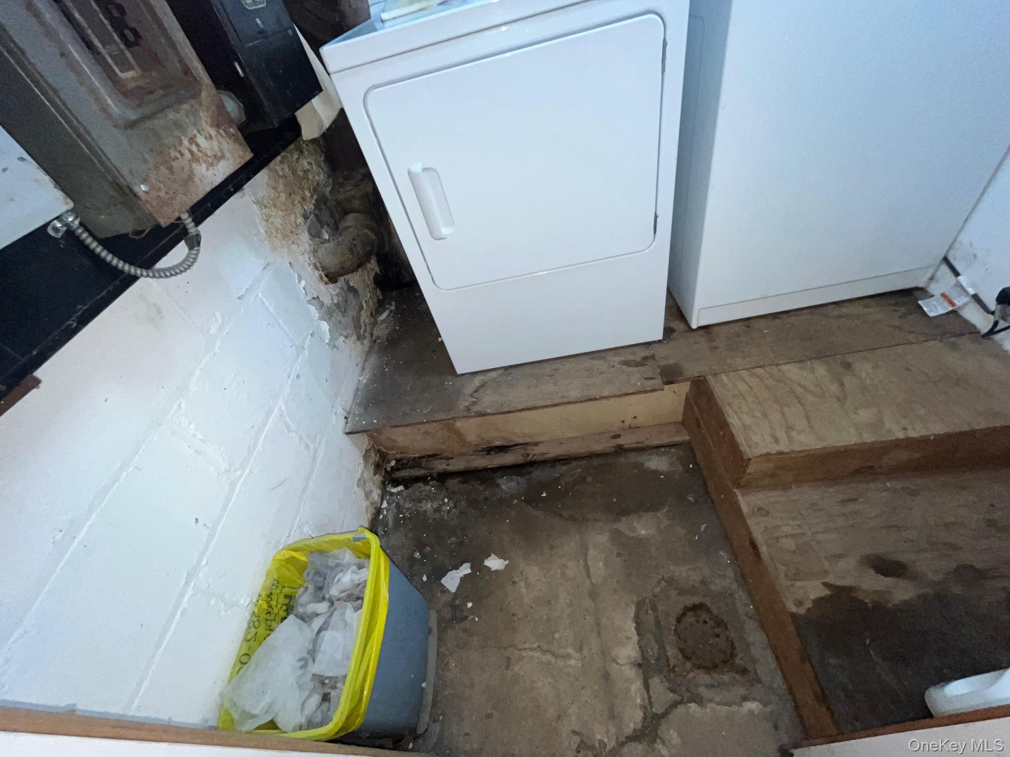 #9 photo, 16 park, Floral Park , NY 11001