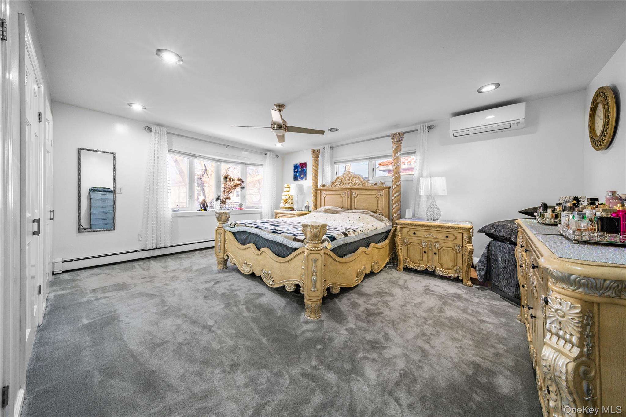 #12 photo, 16602 76th Avenue, Fresh Meadows , NY 11366