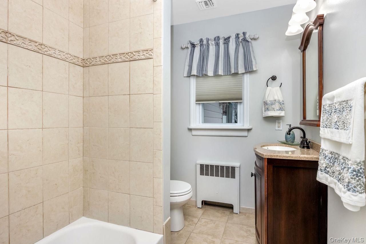 #10 photo, 17 Willis Avenue, Саффолк ‖ Ronkonkoma , NY 11779