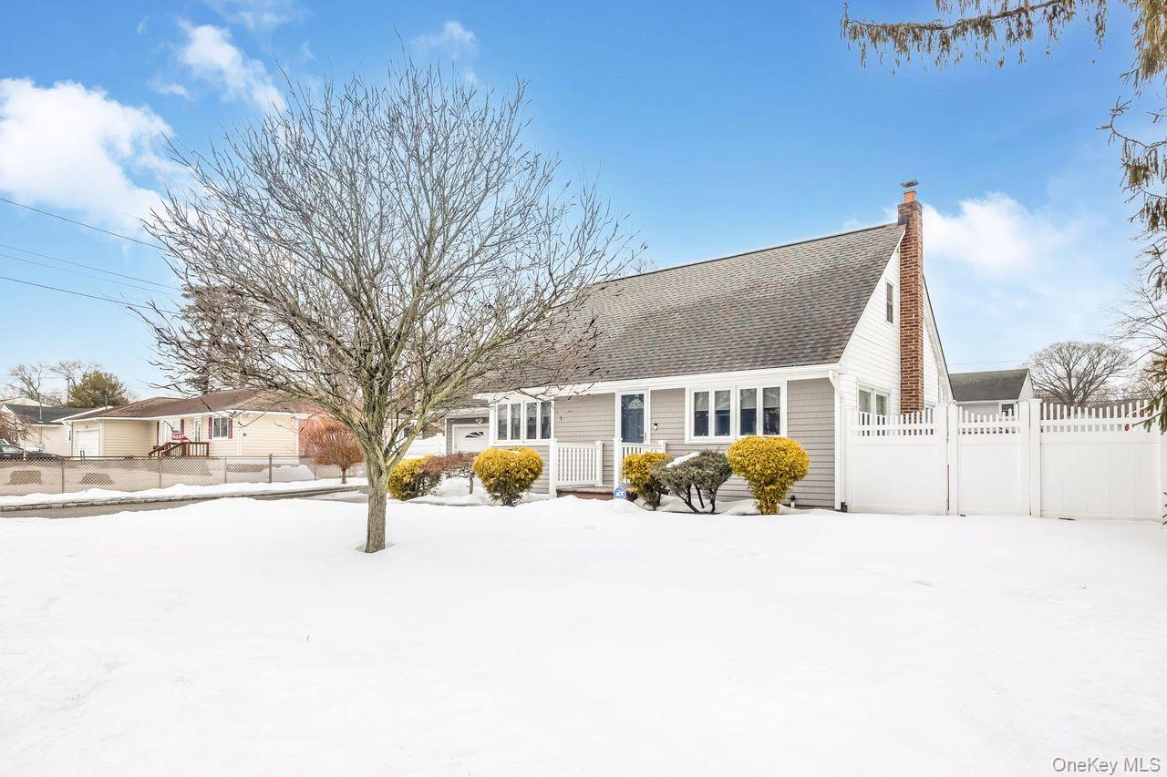 #2 photo, 17 Willis Avenue, Саффолк ‖ Ronkonkoma , NY 11779