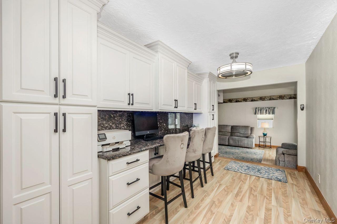 #5 photo, 17 Willis Avenue, Саффолк ‖ Ronkonkoma , NY 11779