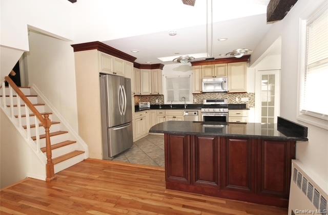 #3 photo, 143 Delaware Avenue, 東長島 海湾 Bay Shore , NY 11706