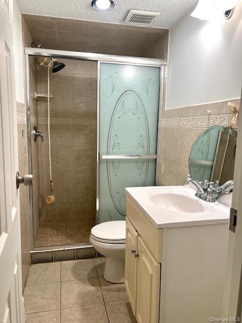 #7 photo, 143 Delaware Avenue, 東長島 海湾 Bay Shore , NY 11706