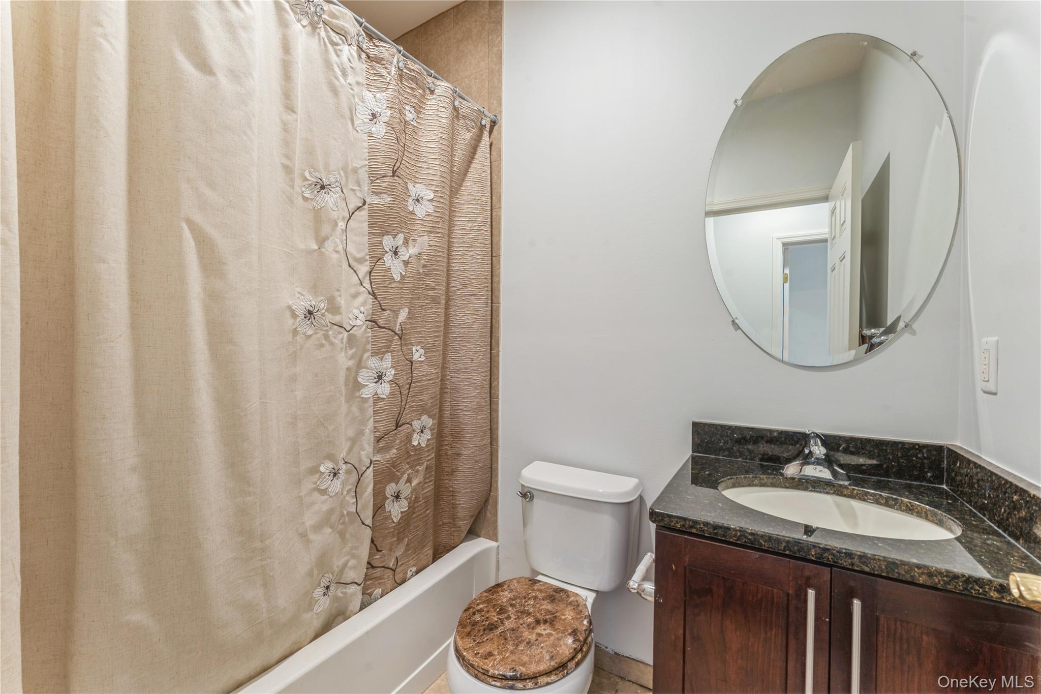 #14 photo, 448 Winter place, East Meadow , NY 11554