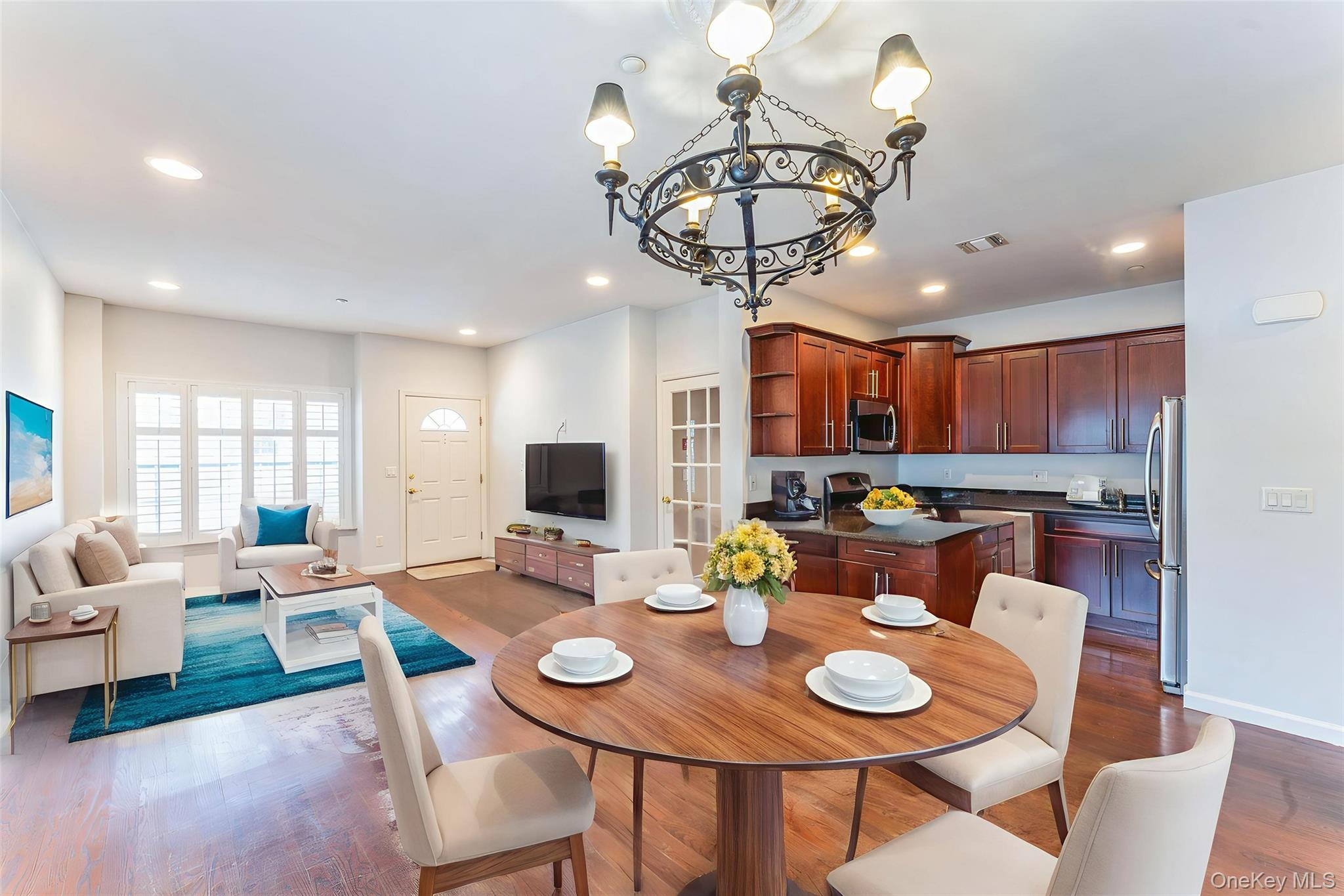 #4 photo, 448 Winter place, East Meadow , NY 11554