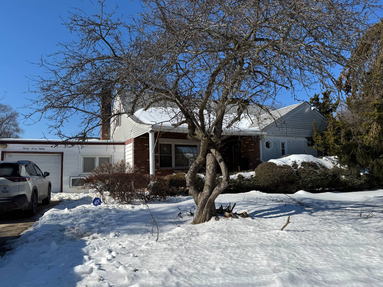 #12 photo, 2780 Rockaway Avenue, ناسو Oceanside , NY 11572