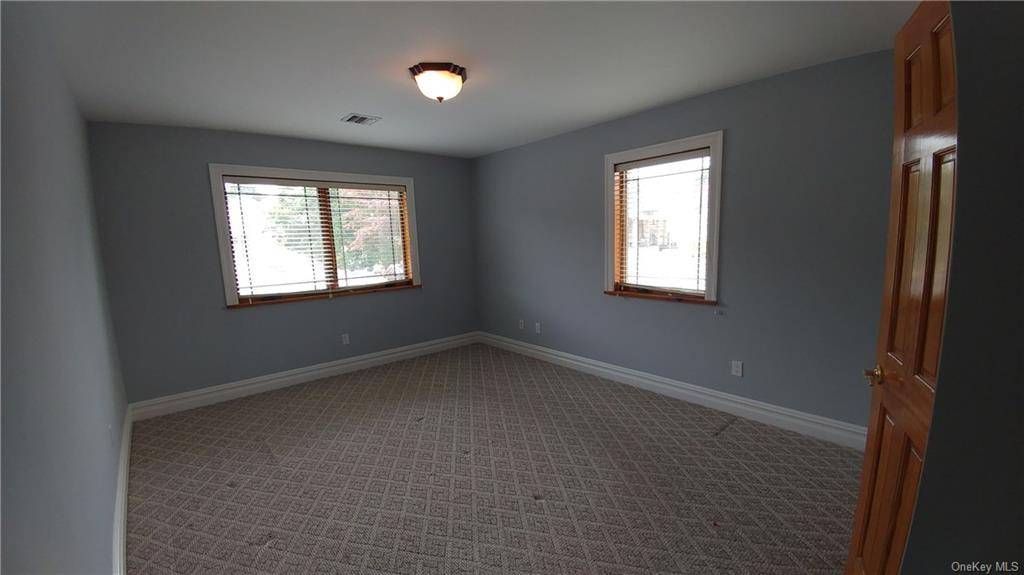 #7 photo, 113 Maple Place, #2nd Floor, Yonkers , NY 10704