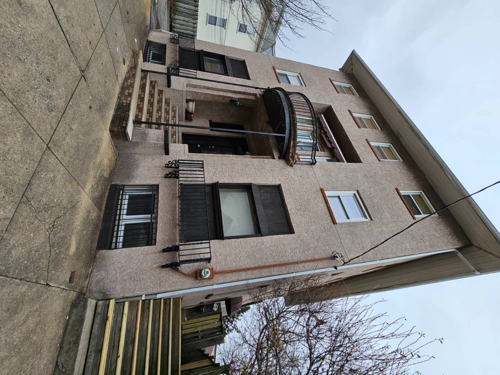 #12 photo, 233 Sand Lane, جزيرة ستاتن Staten Island , NY 10305