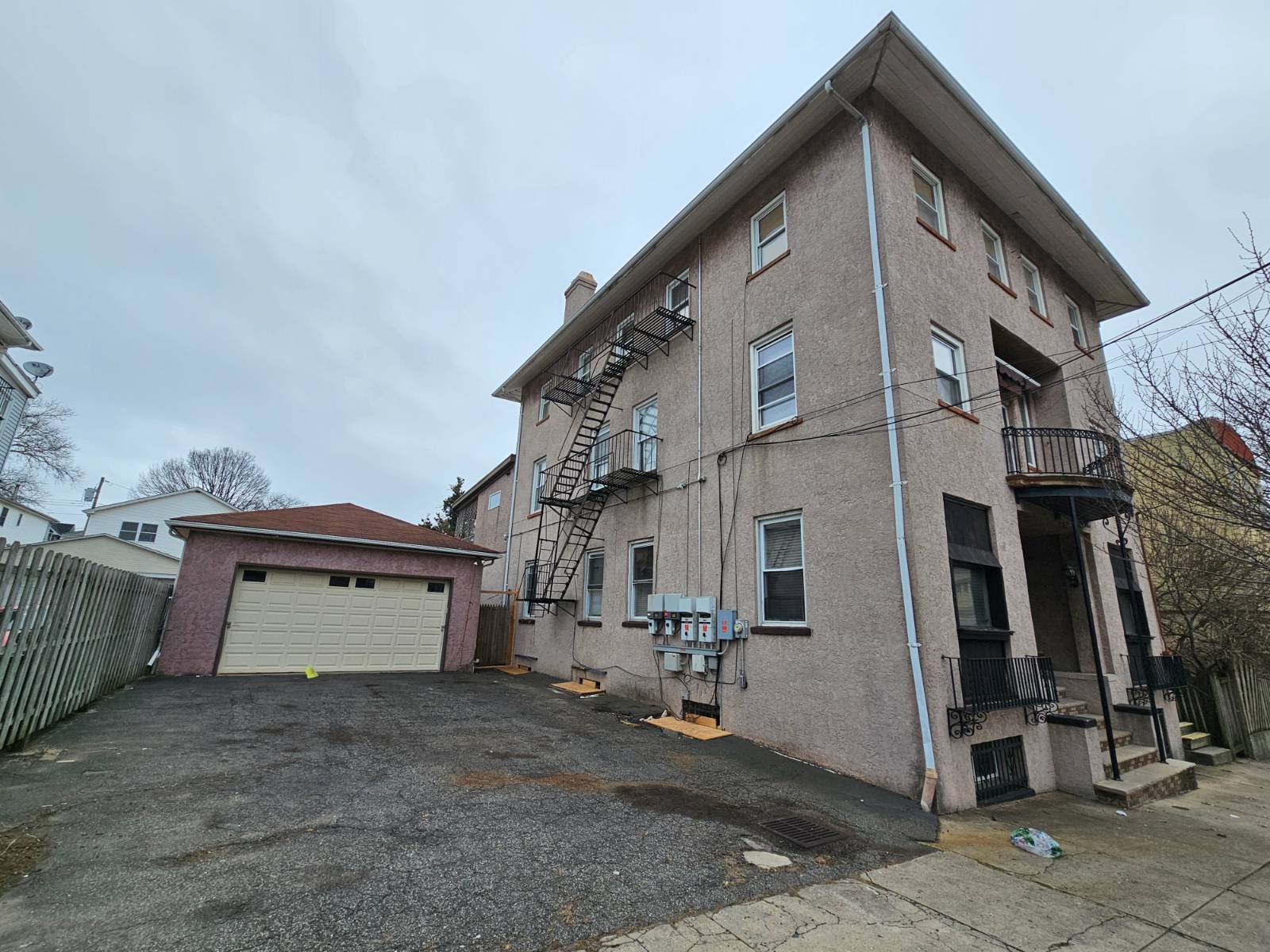 #6 photo, 233 Sand Lane, جزيرة ستاتن Staten Island , NY 10305