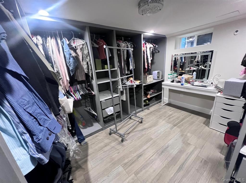 #7 photo, 286 Beachview Street, Copiague , NY 11726