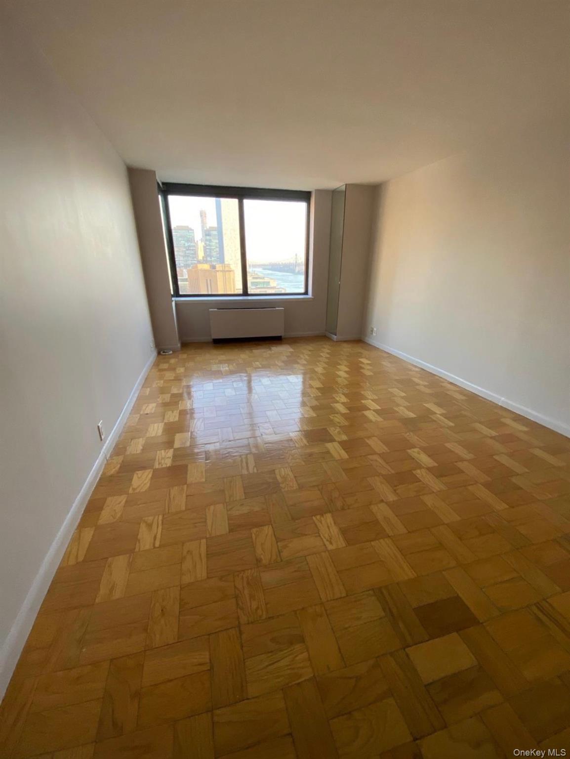 #10 photo, 415 E 37th Street, مانهاتن New York (Manhattan) , NY 10016