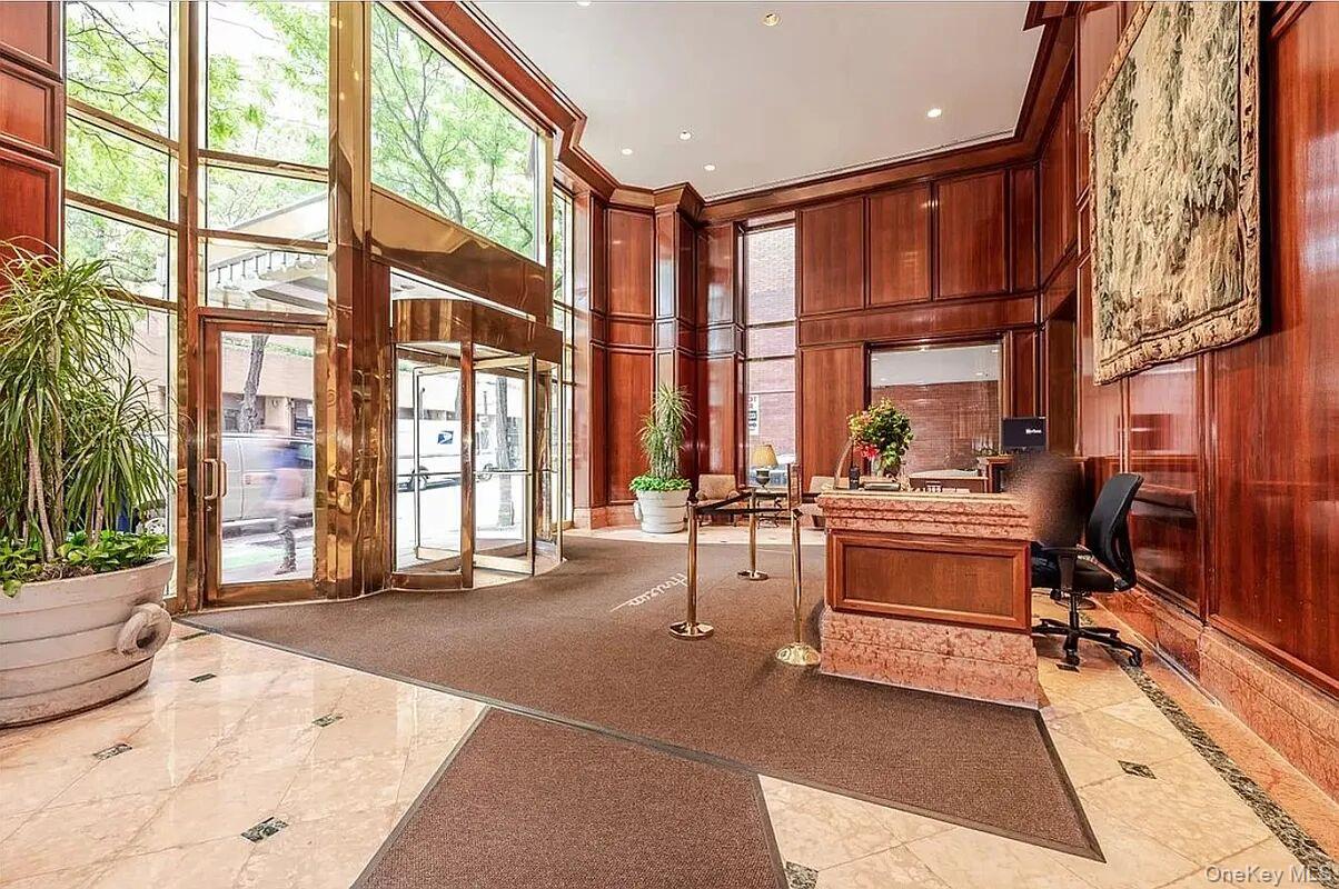 #20 photo, 415 E 37th Street, مانهاتن New York (Manhattan) , NY 10016