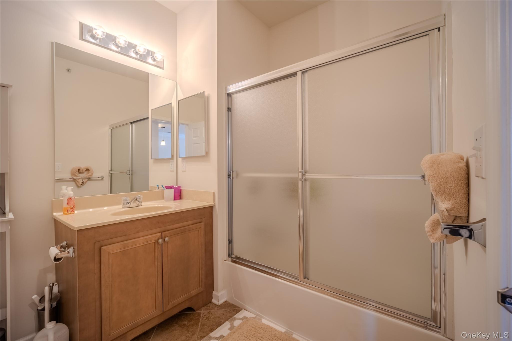 #14 photo, 2216 Bennington Drive, Fishkill , NY 12524