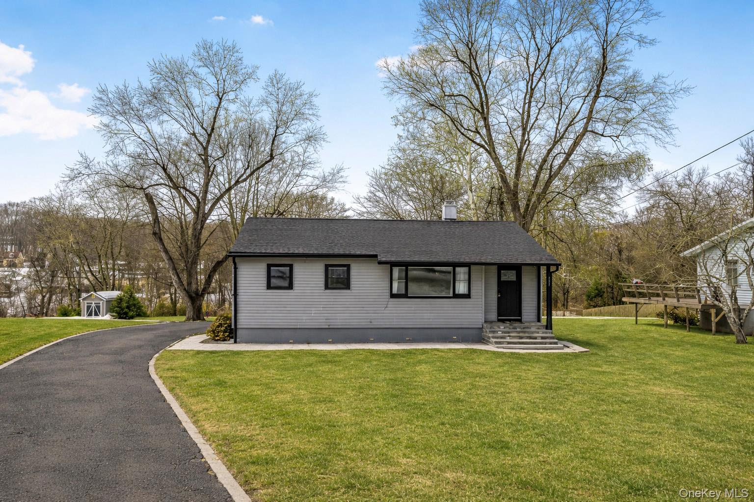 #2 photo, 221 Lafayette Avenue, Cortlandt Manor , NY 10567