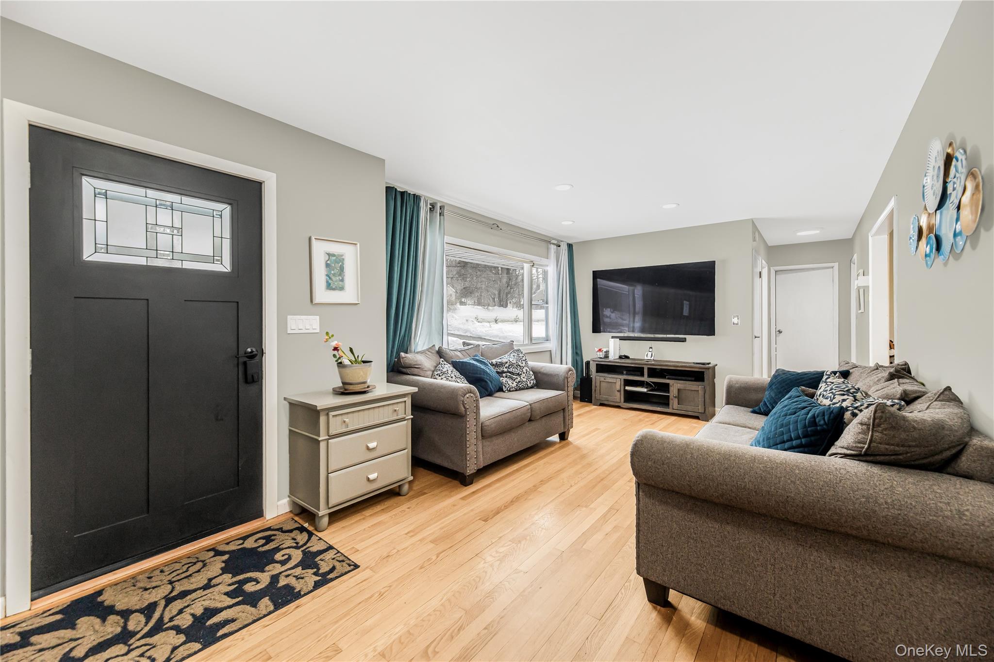 #6 photo, 221 Lafayette Avenue, Cortlandt Manor , NY 10567