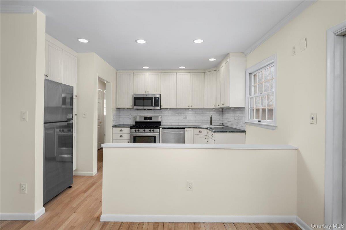 #10 photo, 146 N Lincoln Street, Pearl River , NY 10965