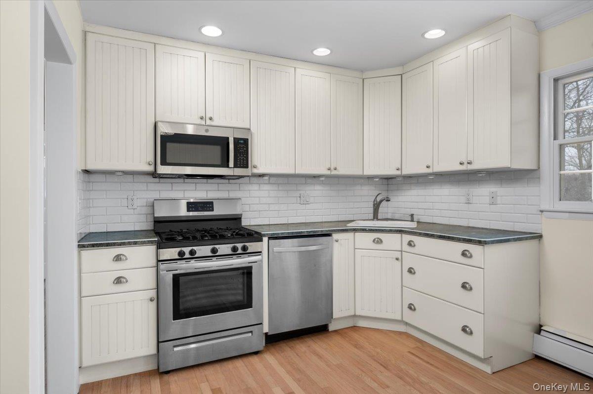 #11 photo, 146 N Lincoln Street, Pearl River , NY 10965