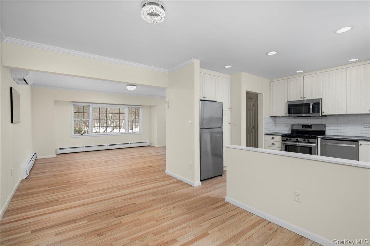 #12 photo, 146 N Lincoln Street, Pearl River , NY 10965