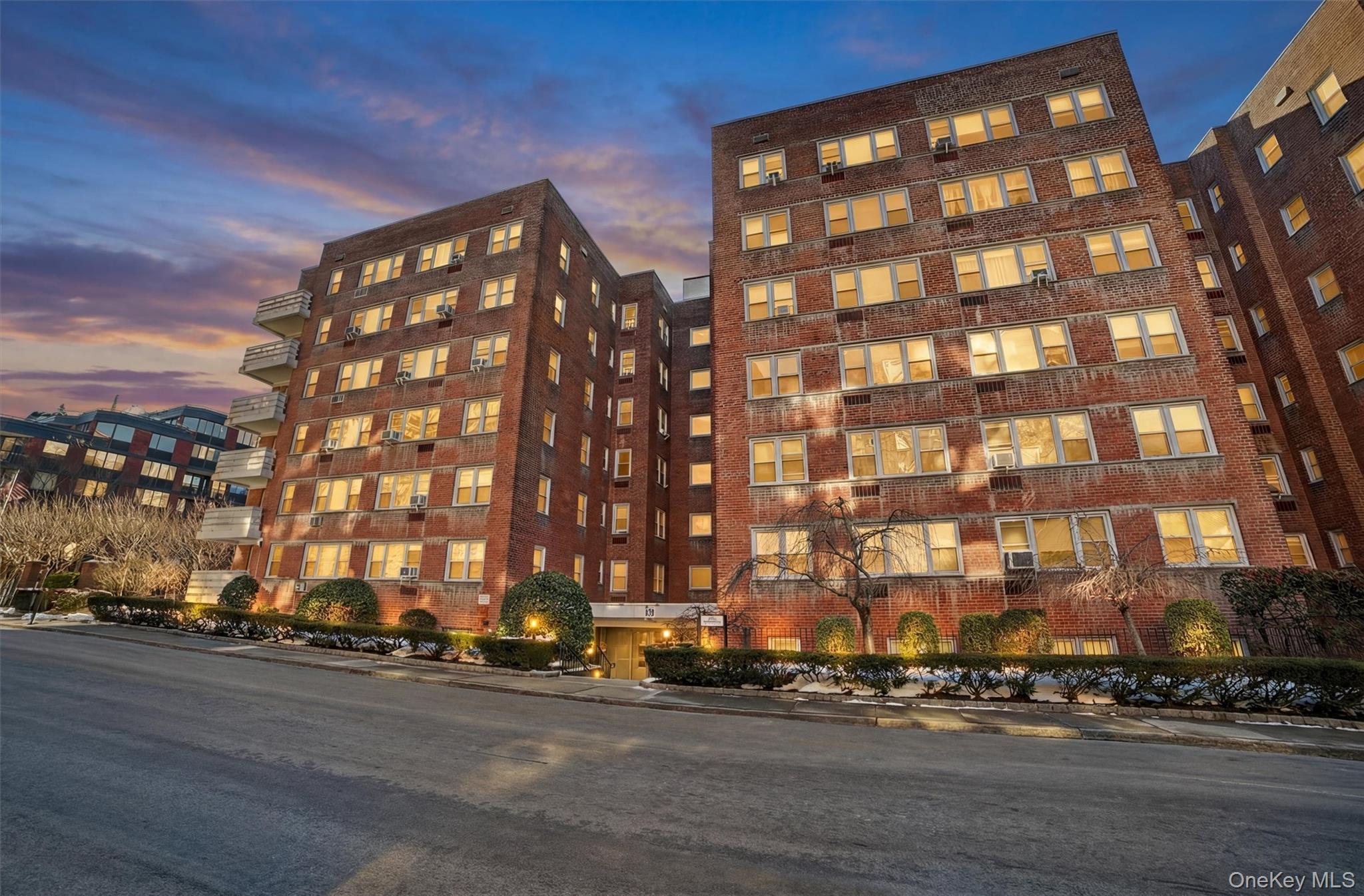 #1 photo, 30 E Hartsdale Avenue, Hartsdale , NY 10530