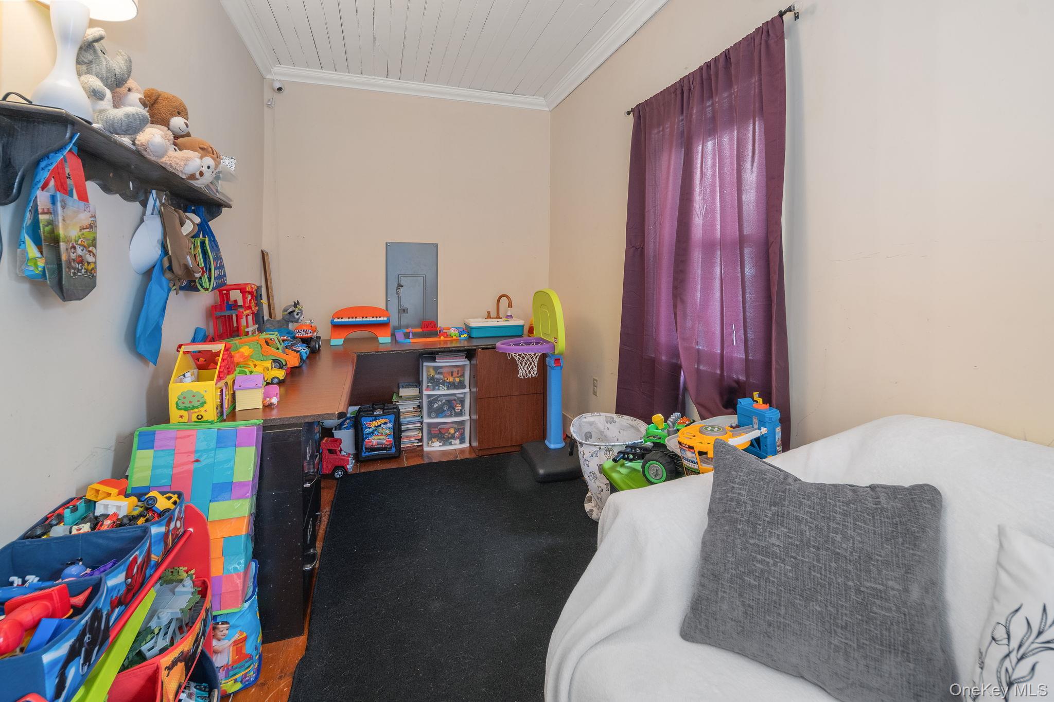 #11 photo, 110 Fair Street, Call Listing Agent , NY 12157