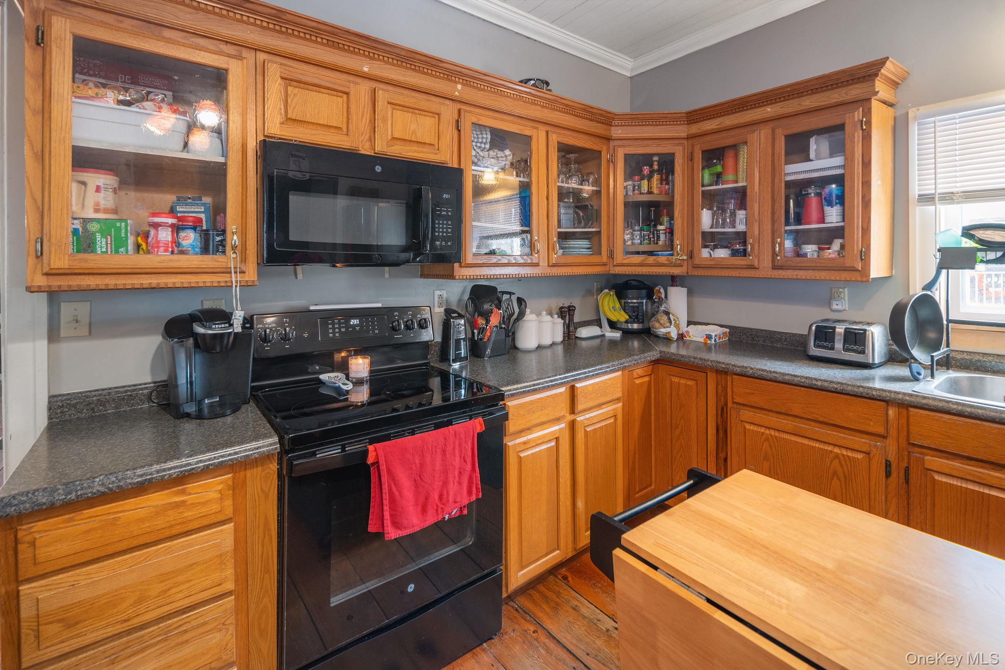 #17 photo, 110 Fair Street, Call Listing Agent , NY 12157