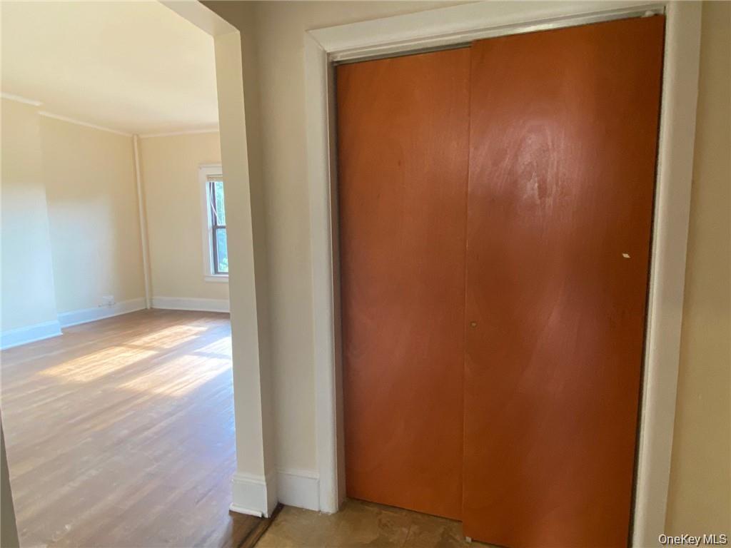 #11 photo, 176 Colonial Parkway, Yonkers , NY 10710