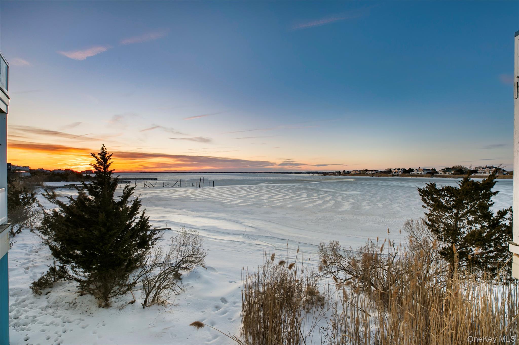 #16 photo, 260 Dune, سوفولك Westhampton Beach , NY 11978