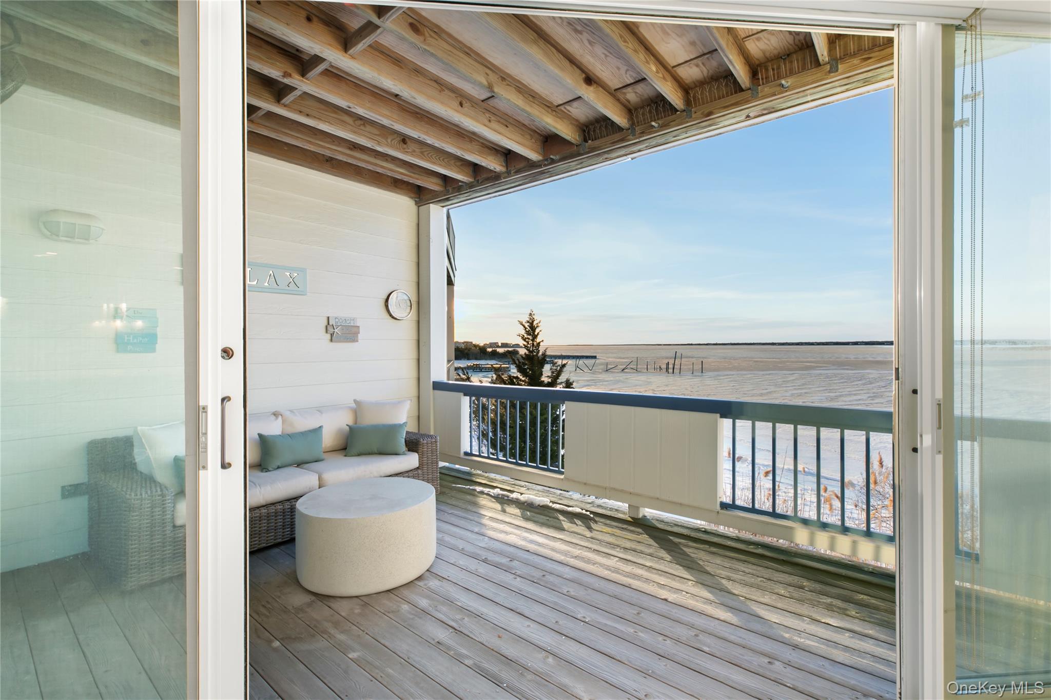 #7 photo, 260 Dune, سوفولك Westhampton Beach , NY 11978