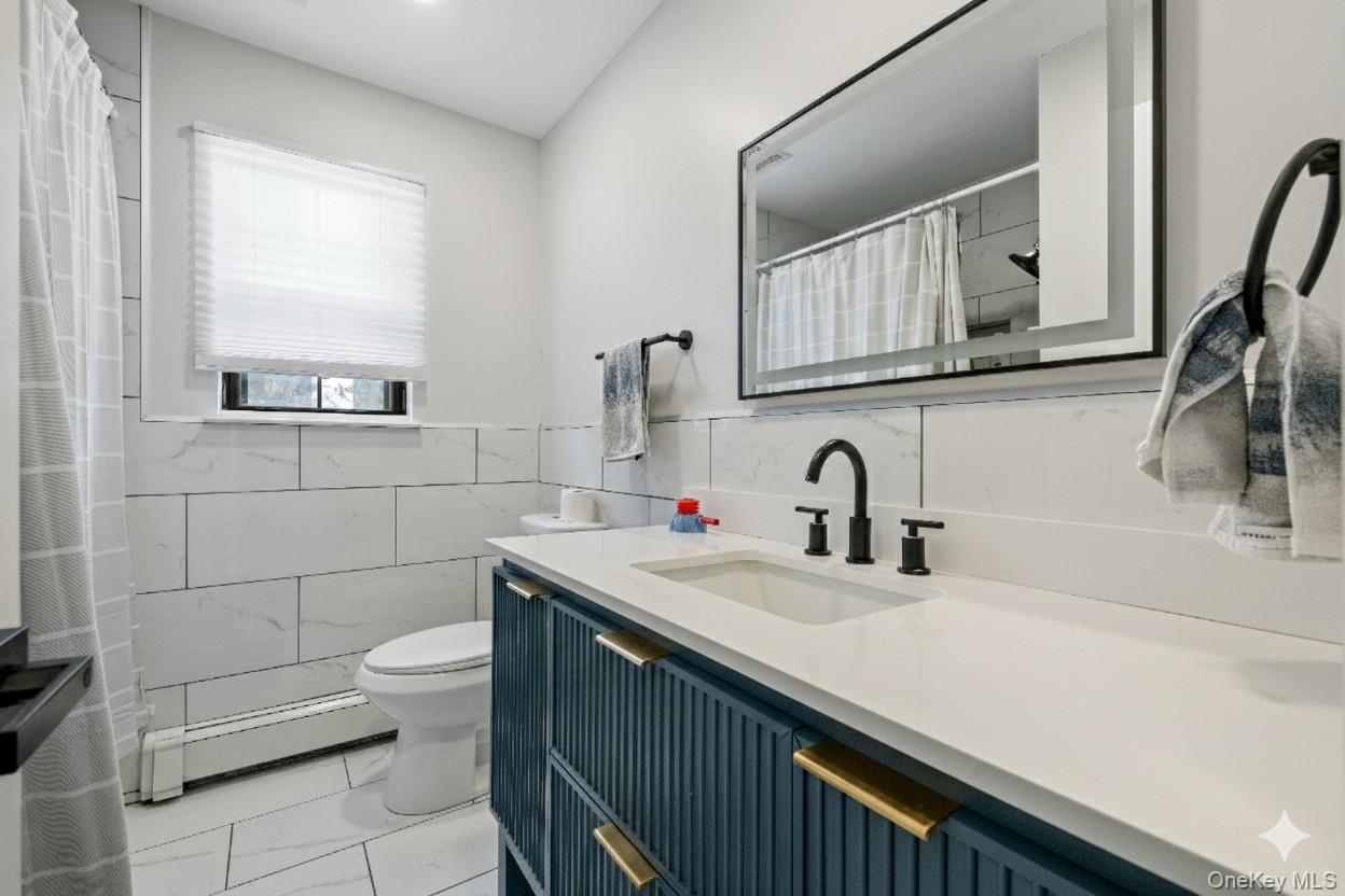 #20 photo, 758 Stewart Avenue, Bethpage , NY 11714