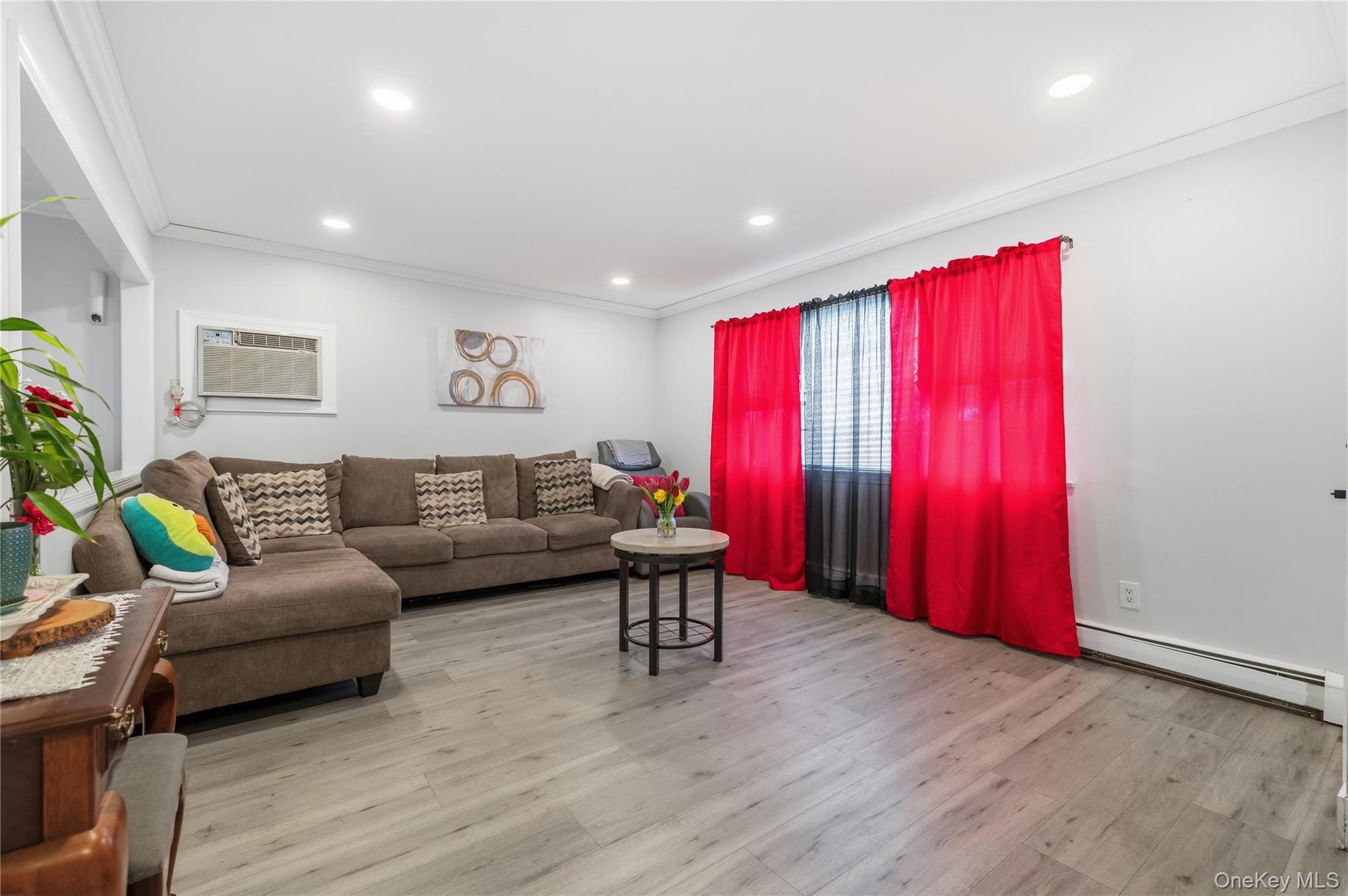 #5 photo, 758 Stewart Avenue, Bethpage , NY 11714